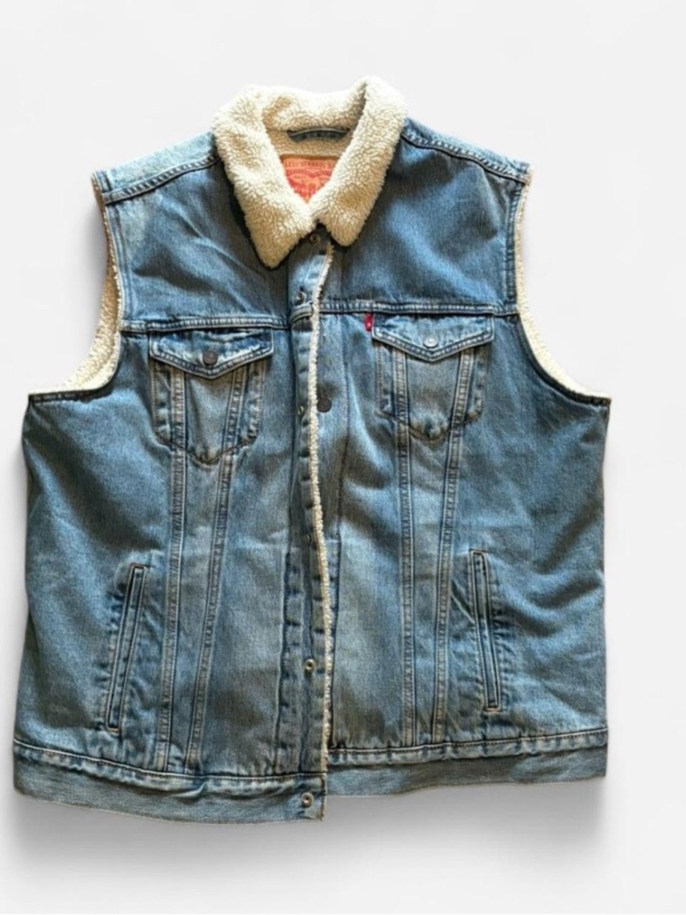 Levi’s Sherpa Lined Denim Light Wash Vintage Style Men’s Button-up Vest